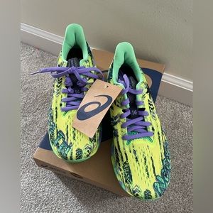 NWT Asics Noosa Tri 14